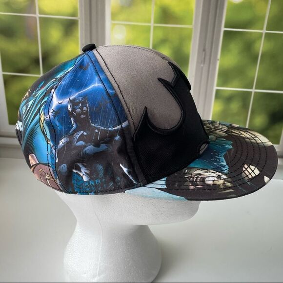 Batman Comic SnapBack Cap Hat OS - Picture 4 of 8